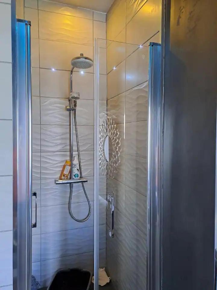 Chambre Bleue Avec Acces Plage 博格斯 外观 照片